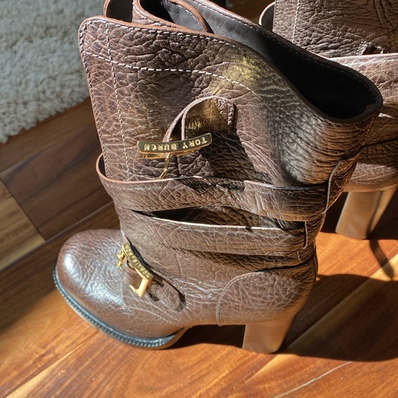 Tory Burch Jaden Boots, size 9.5 - Picture 2 of 7